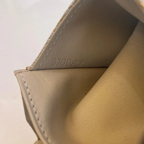 LOUIS VUITTON MINI LIN SHINE MONOGRAM WALLET - Picture 12 of 15